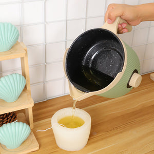 Candle Wax Types Compared — Soy, Paraffin, Coconut, Beeswax & Blends