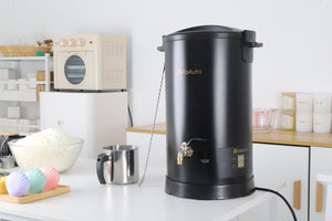 Unlock the Secrets of Professional Candle Making with a Wax Melter