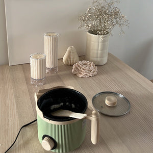How to Make Elegant Layered and Swirled Candles